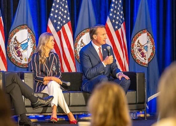 Cumbre del gobernador Youngkins sobre Mental Health